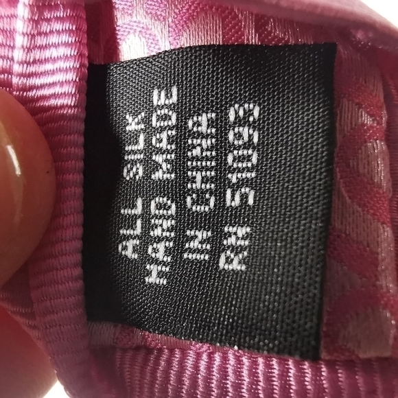 Real Men Wear Pink Breast Cancer Awareness Long Neck Tie 100% Silk - Picture 9 of 11